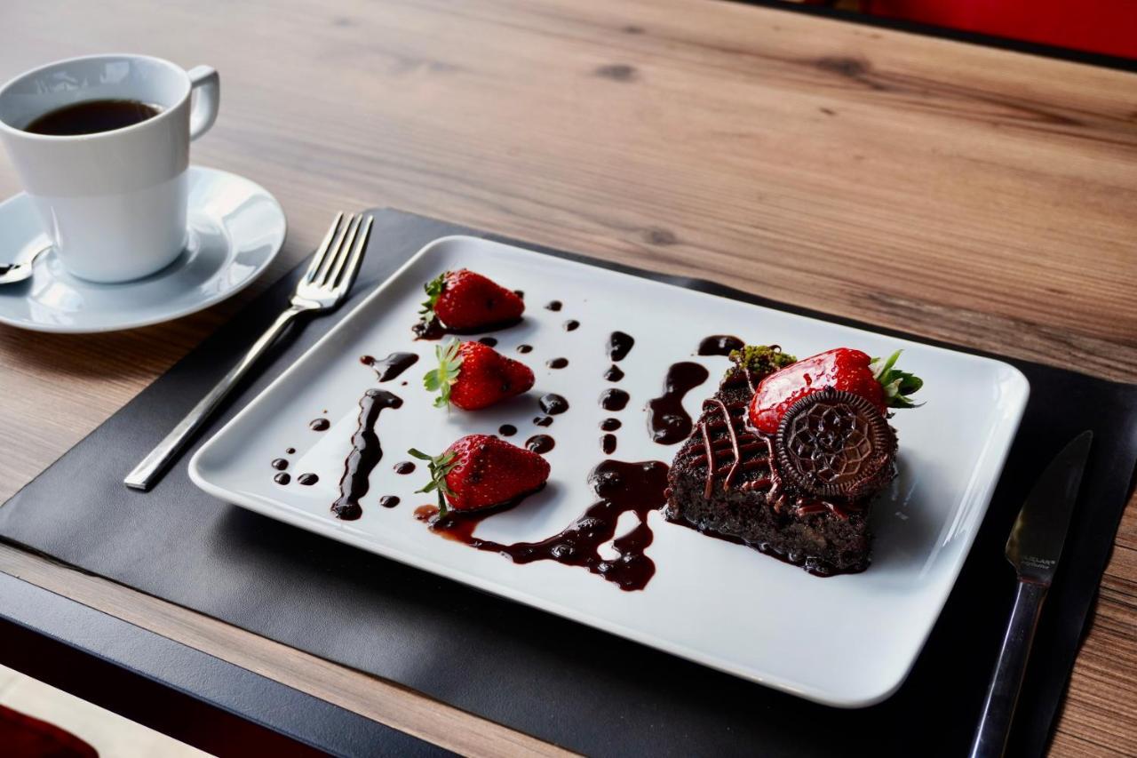 Reynabe Boutique Hotel 디킬리 외부 사진